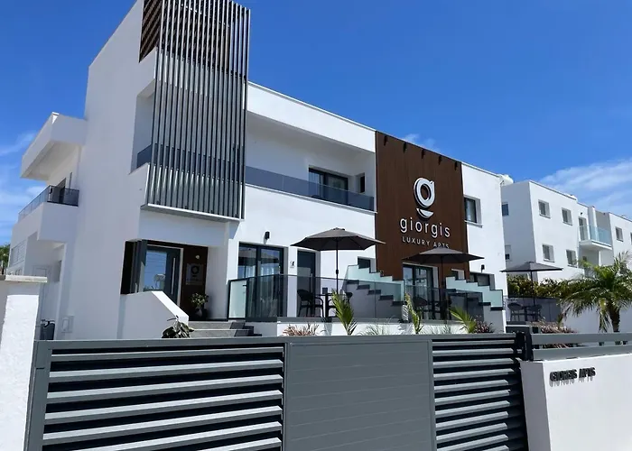 Giorgis Luxury Апартаменты Айя-Напа