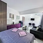 Giorgis Luxury *