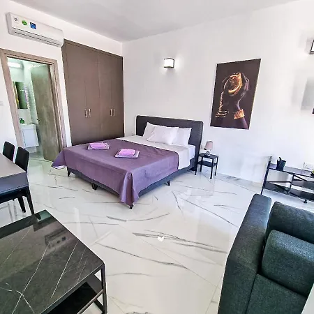 Giorgis Luxury