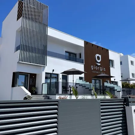 Giorgis Luxury Apartamento Agia Napa
