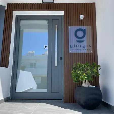 Giorgis Luxury Ajía Nápa