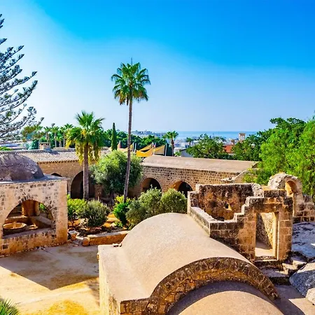 Giorgis Luxury 아파트 *